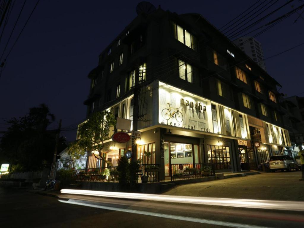 Nandha Hotel Banguecoque Exterior foto